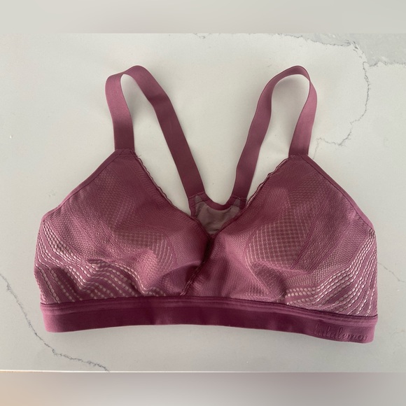 [34DD] 2019 Lululemon Awake To Lace Bra In Plumful Smoky Blush - Picture 3 of 6
